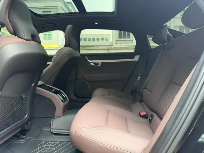 Volvo S90 2026 Model B5 Smart Range Deluxe Edition – фото 21