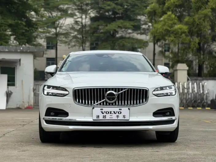 Volvo S90 2021 Model B5 Smart Elegance Deluxe Edition – фото 2