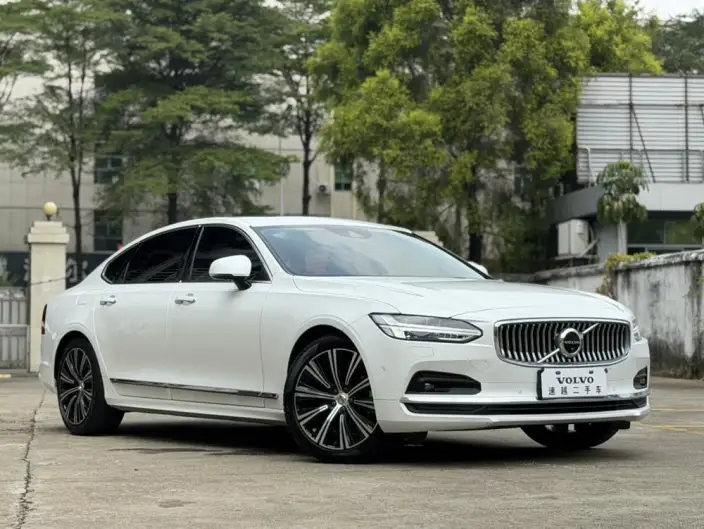 Volvo S90 2021 Model B5 Smart Elegance Deluxe Edition – фото 3