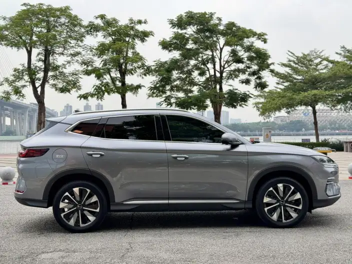 BYD Song PLUS EV 2025 Model 520KM Luxury Model – фото 8