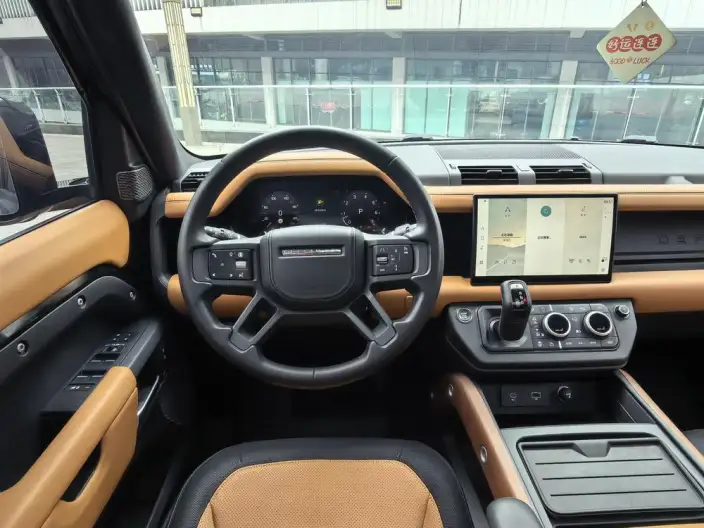 Land Rover Defender 2024 Model 110 3.0T P400 X-Dynamic HSE – фото 13