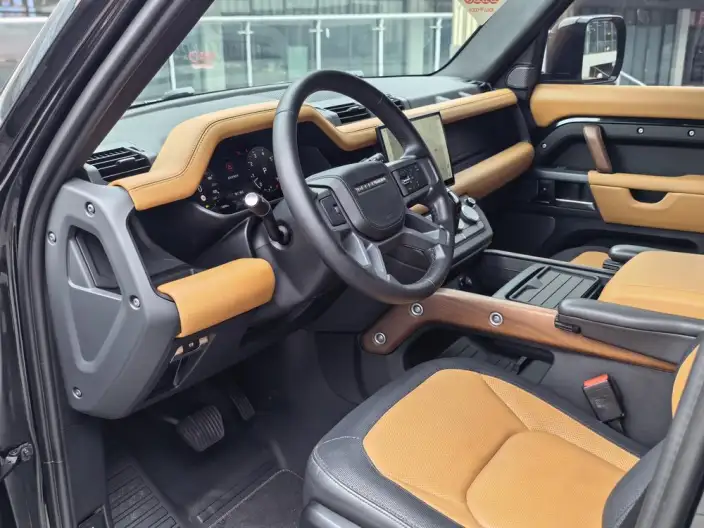 Land Rover Defender 2024 Model 110 3.0T P400 X-Dynamic HSE – фото 14