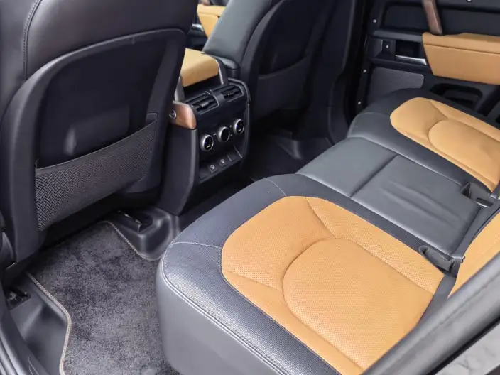 Land Rover Defender 2024 Model 110 3.0T P400 X-Dynamic HSE – фото 16