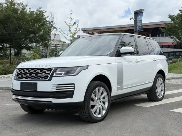 Range Rover 2020 Model 3.0 L6 Shengshi Edition – фото 1