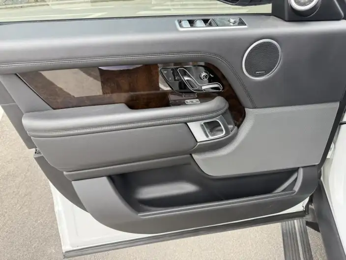 Range Rover 2020 Model 3.0 L6 Shengshi Edition – фото 12