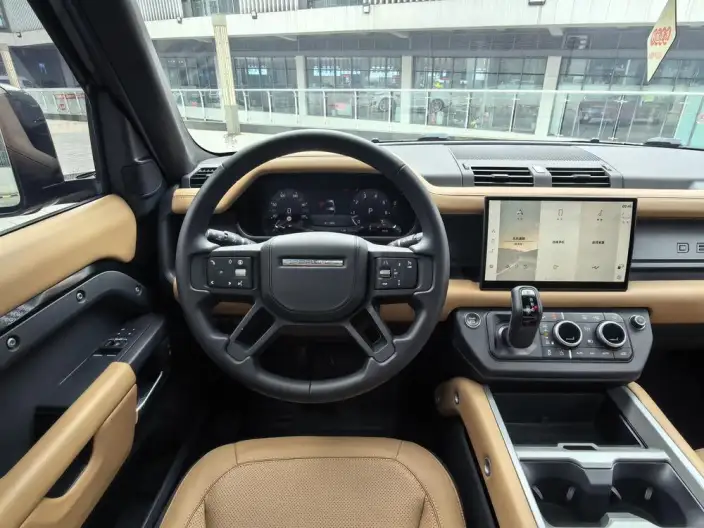 Land Rover Defender 2025 Model 90 3.0T P400 X-Dynamic HSE – фото 14
