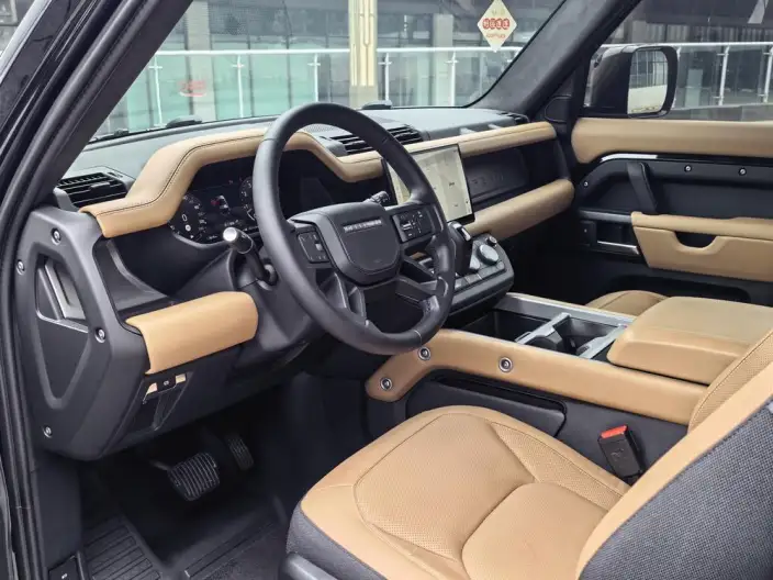 Land Rover Defender 2025 Model 90 3.0T P400 X-Dynamic HSE – фото 15