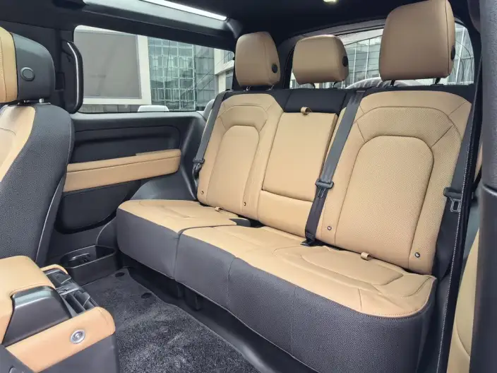Land Rover Defender 2025 Model 90 3.0T P400 X-Dynamic HSE – фото 17
