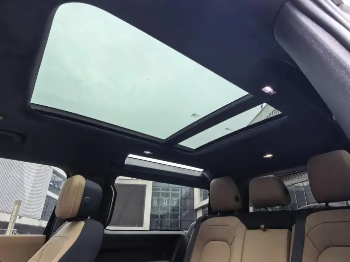 Land Rover Defender 2025 Model 90 3.0T P400 X-Dynamic HSE – фото 18