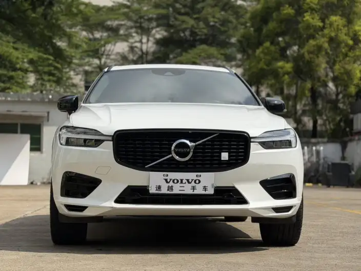 Volvo XC60 2021 Model T5 4WD Smart Range Sports Edition – фото 2