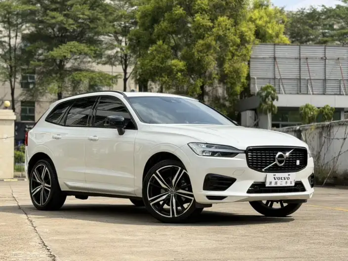 Volvo XC60 2021 Model T5 4WD Smart Range Sports Edition – фото 3