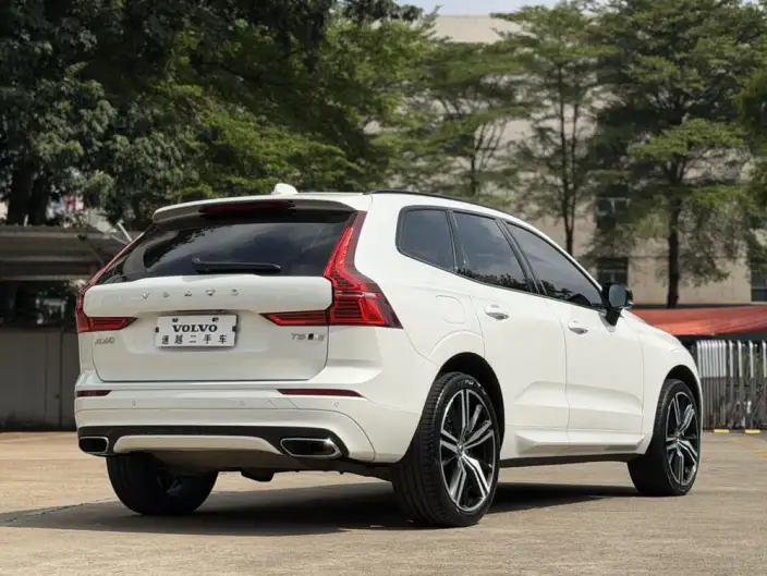 Volvo XC60 2021 Model T5 4WD Smart Range Sports Edition – фото 6