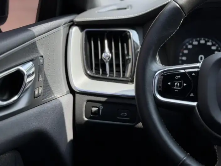 Volvo XC60 2021 Model T5 4WD Smart Range Sports Edition – фото 16