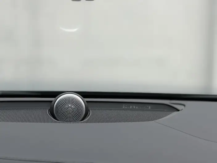 Volvo V90 2023 Model Cross Country B5 AWD Zhizun Edition – фото 9