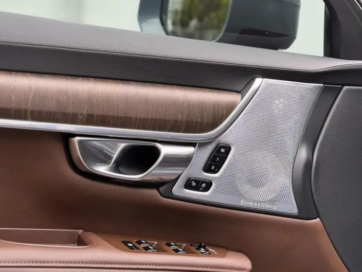 Volvo V90 2023 Model Cross Country B5 AWD Zhizun Edition – фото 13