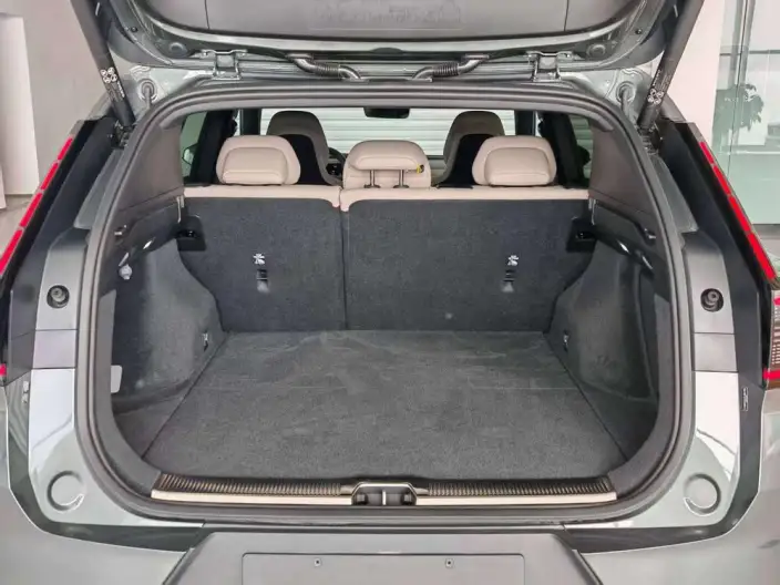 Volvo XC70 2026 Model 4WD Ultra-long Endurance Plus – фото 30