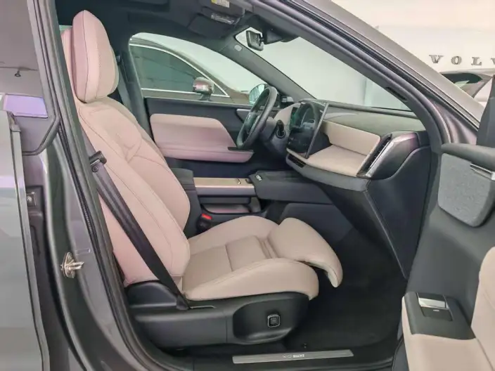 Volvo XC70 2026 Model 4WD Ultra-long Endurance Plus – фото 33