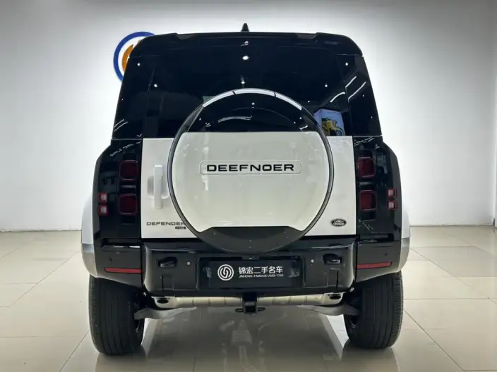Land Rover Defender 2023 Model Facelift 110 P400 X-Dynamic HSE – фото 5
