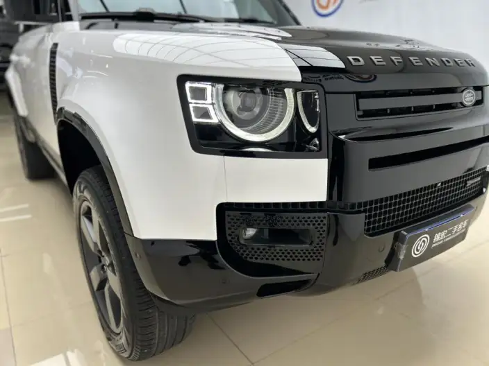 Land Rover Defender 2023 Model Facelift 110 P400 X-Dynamic HSE – фото 7