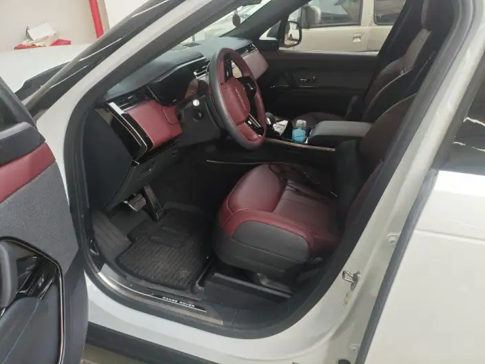 Range Rover Sport 2025 Model 400PS DYNAMIC SE – фото 9