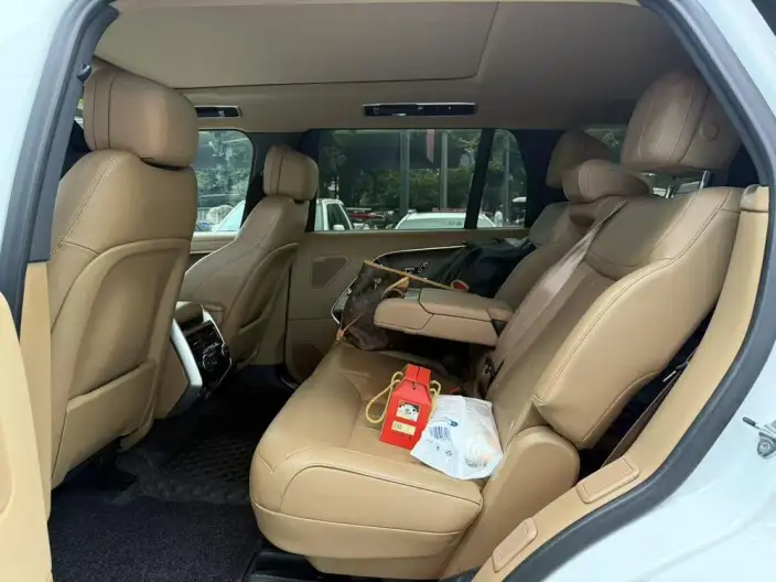 Range Rover 2023 Model 3.0 L6 400PS Shengshi VII seat Extended Edition – фото 14