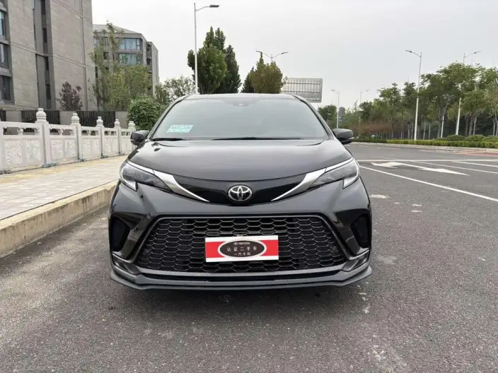 Granvia 2024 Model Intelligent Hybrid 2.5L 2WD Deluxe Edition – фото 2