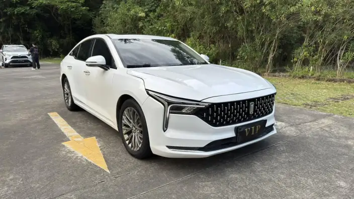 BESTUNE B70 2023 Model Third generation 1.5T Automatic Changxiang Edition Model – фото 3