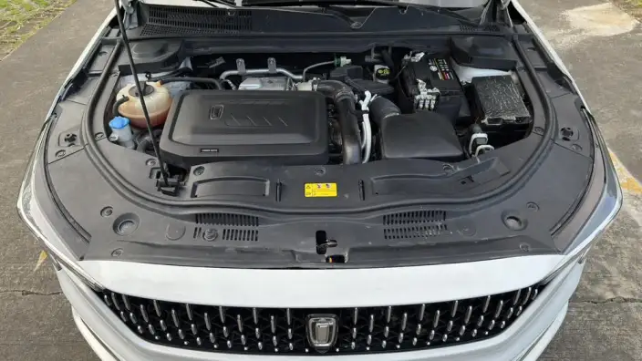BESTUNE B70 2023 Model Third generation 1.5T Automatic Changxiang Edition Model – фото 8