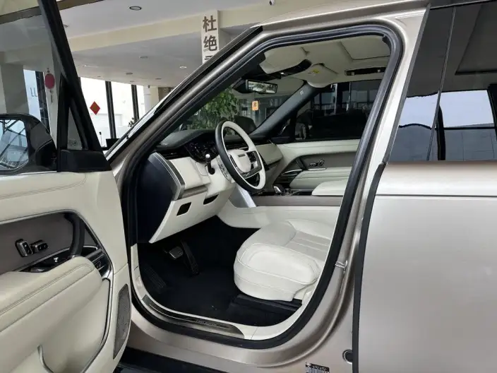 Range Rover 2023 Model 4.4 V8 530PS First Edition Edition – фото 12