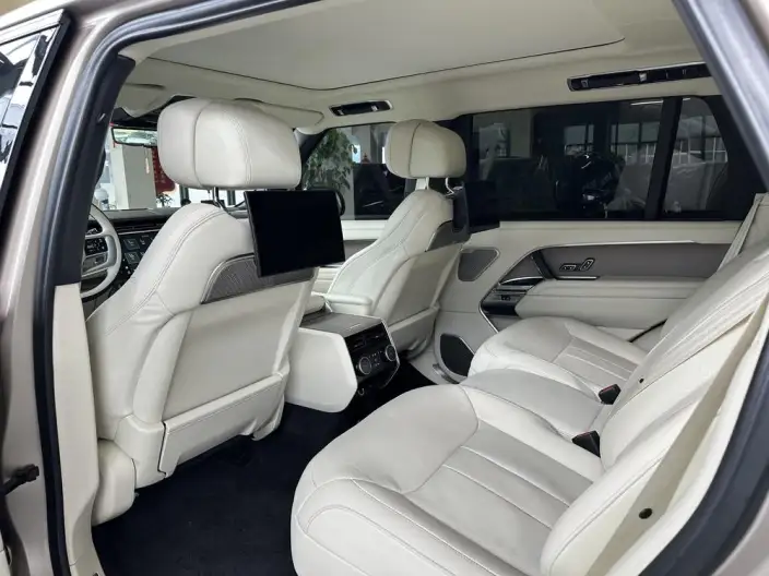 Range Rover 2023 Model 4.4 V8 530PS First Edition Edition – фото 13