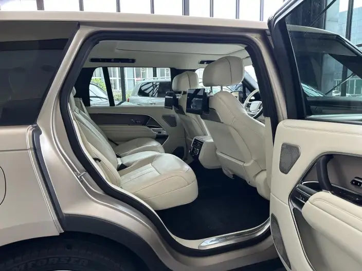 Range Rover 2023 Model 4.4 V8 530PS First Edition Edition – фото 14
