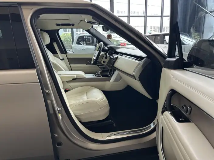 Range Rover 2023 Model 4.4 V8 530PS First Edition Edition – фото 19