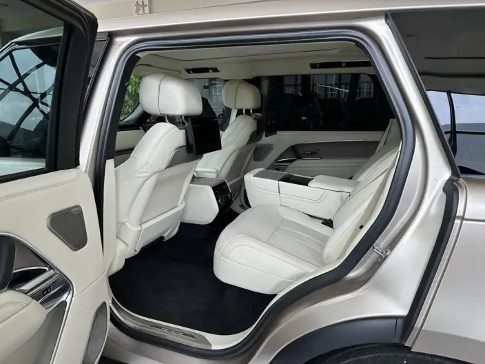 Range Rover 2023 Model 4.4 V8 530PS First Edition Edition – фото 23
