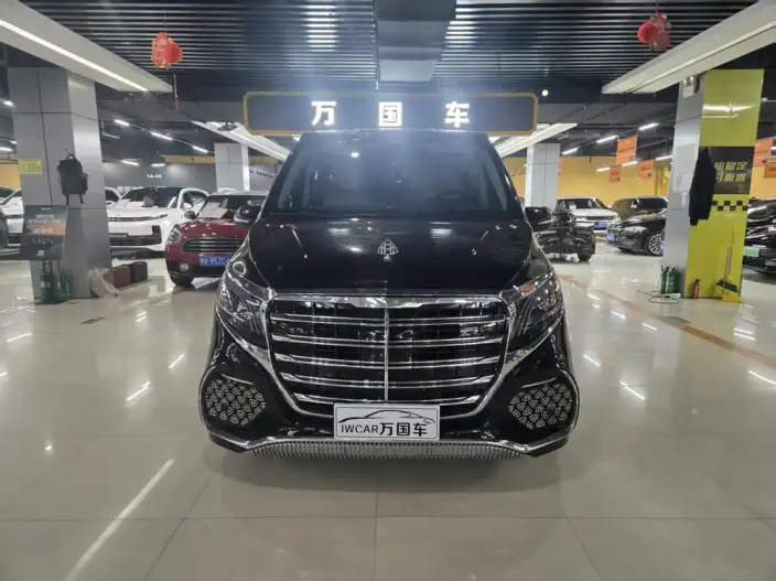Viano 2023 Model 2.0T Business Edition 7 seat – фото 2