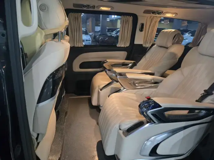 Viano 2023 Model 2.0T Business Edition 7 seat – фото 9