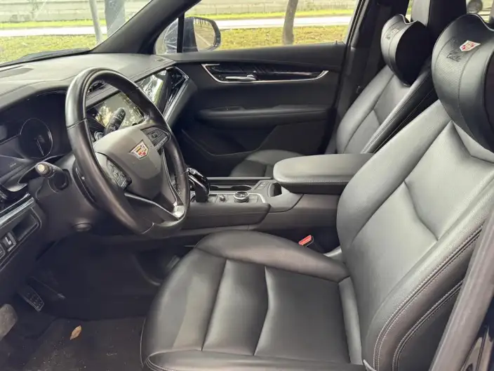 Cadillac XT6 2022 Model 2.0T VII seat 2WD Luxury Model – фото 11