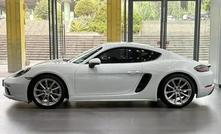 Porsche 718 2020 Model Cayman 2.0T – фото 4