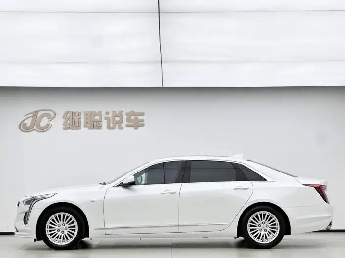 Cadillac CT6 2020 Model 28T Elite Model – фото 3