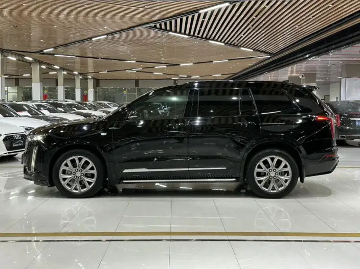 Cadillac XT6 2020 Model Facelift 28T VI seat 4WD Platinum Sports Edition – фото 4