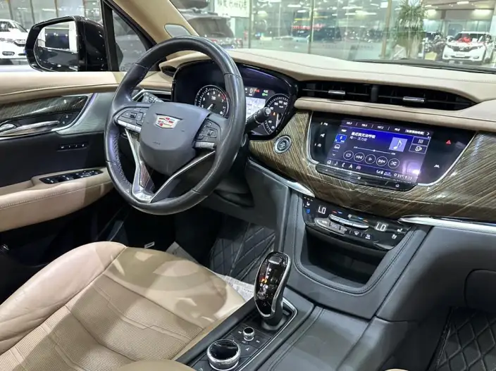 Cadillac XT6 2020 Model Facelift 28T VI seat 4WD Platinum Sports Edition – фото 12