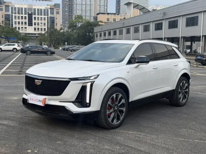 Cadillac XT5 2025 Model 28T 4WD Platinum Model – фото 1