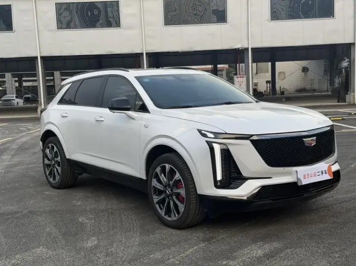Cadillac XT5 2025 Model 28T 4WD Platinum Model – фото 3