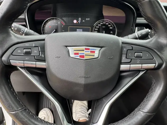 Cadillac XT6 2020 Model 28T VI seat 4WD Luxury Model – фото 8