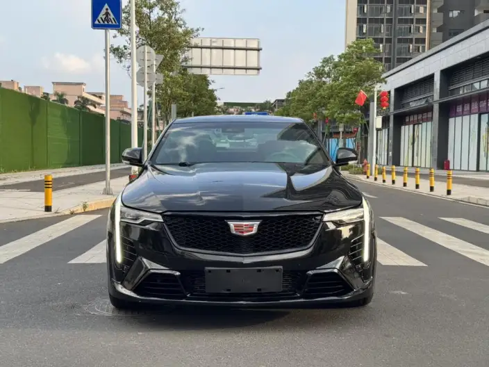 Cadillac CT4 2022 Model 28T Noble Model – фото 2