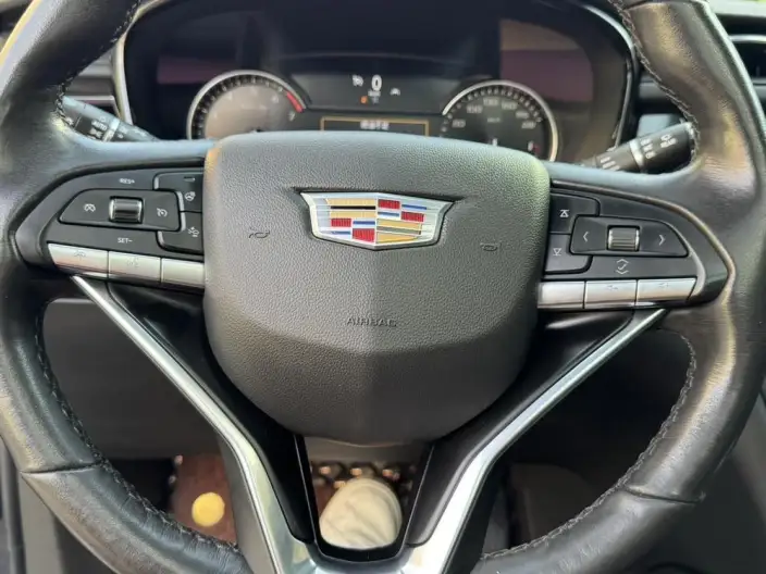 Cadillac XT6 2021 Model 28T VI seat 4WD Luxury Model – фото 13