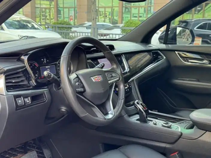 Cadillac XT6 2021 Model 28T VI seat 4WD Luxury Model – фото 17