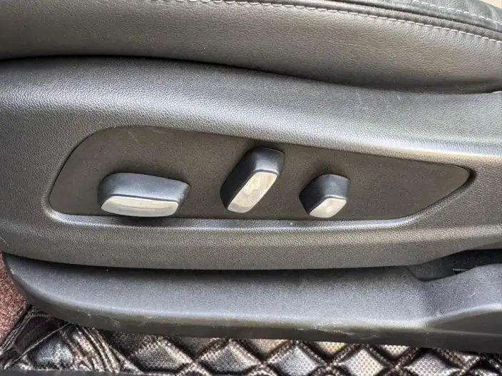 Cadillac XT6 2021 Model 28T VI seat 4WD Luxury Model – фото 21
