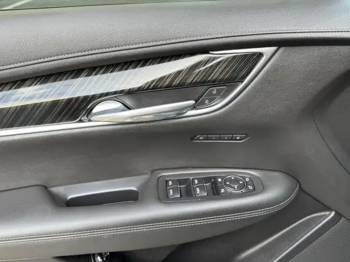 Cadillac XT6 2021 Model 28T VI seat 4WD Luxury Model – фото 24