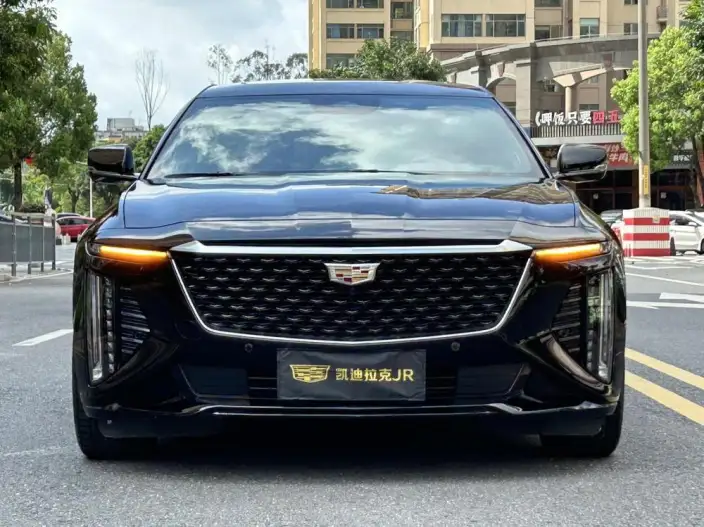 Cadillac CT6 2023 Model 28T Noble Model – фото 2