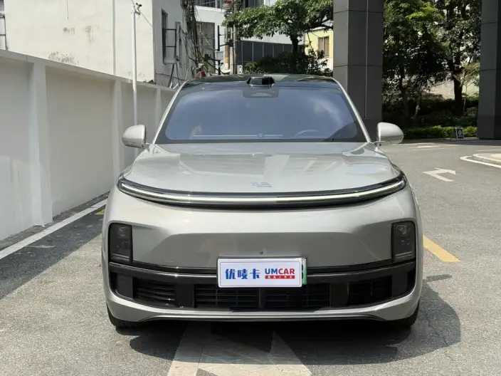 Li Auto L9 2022 Model Max Edition – фото 2